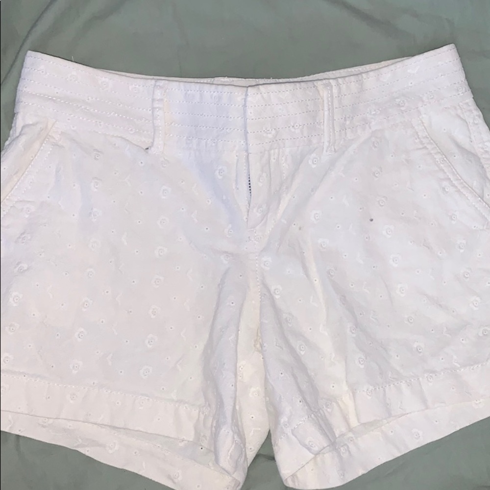 White high waisted summer shorts